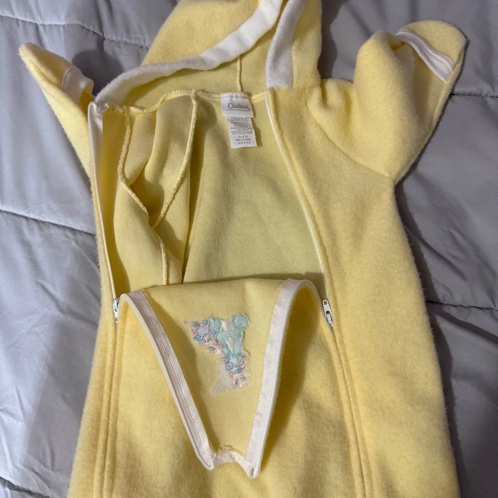 Baby vintage carters one piece sleeper mittens size 0-6 months bunnies yellow